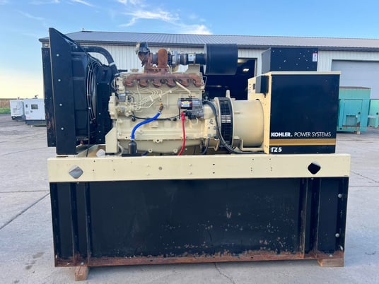 125 KW Kohler #6068TF250, diesel generator, with base tank 6.8 liter mechanical John Deere engine, 277/480 - Image 1