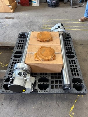10" - 3 jaw KITAGAWA, open center, power chuck(s), and spindle hydraulic units that go with. (2) sets. Will - Image 8
