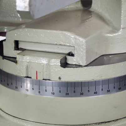 Baileigh #CS-350UE, variable speed circular cold saw, 14" blade, 3 HP, 1 yr warranty - Image 4