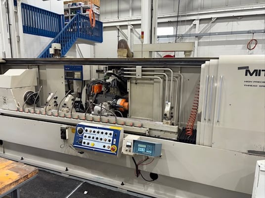 Mitsui-Seiki #GSE-200B, Thread Grinder, 8" grind, 10" wheel, 4000 RPM, 10 HP, coolant, 1997 - Image 3