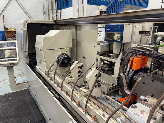 Mitsui-Seiki #GSE-200B, Thread Grinder, 8" grind, 10" wheel, 4000 RPM, 10 HP, coolant, 1997 - Image 4