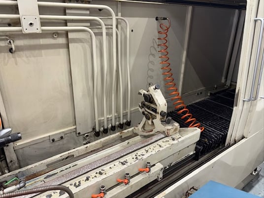 Mitsui-Seiki #GSE-200B, Thread Grinder, 8" grind, 10" wheel, 4000 RPM, 10 HP, coolant, 1997 - Image 5