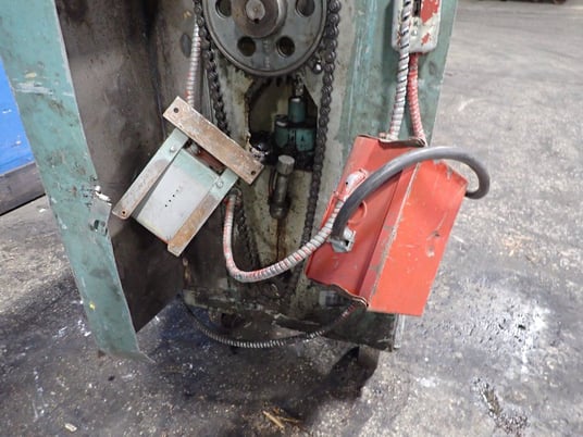 10.3' Potter & Johnston Machine, Plate Bending Roll - Image 8