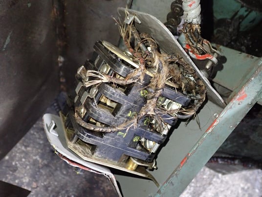 10.3' Potter & Johnston Machine, Plate Bending Roll - Image 9