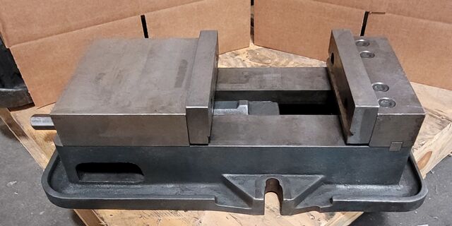 Kurt, 8" Precision Vise - Image 1