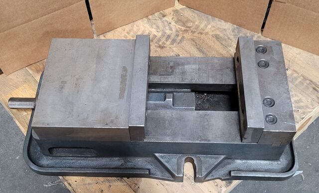 Kurt, 8" Precision Vise - Image 2