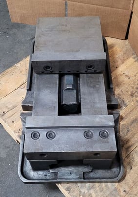 Kurt, 8" Precision Vise - Image 3