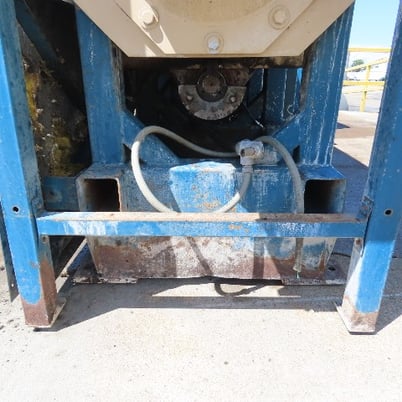 27 cu.ft. Almco #V-26TF, Continuous Thru-Feed Vibratory Tub Machine, 13' Length, 3-Phase, 460 V. - Image 4