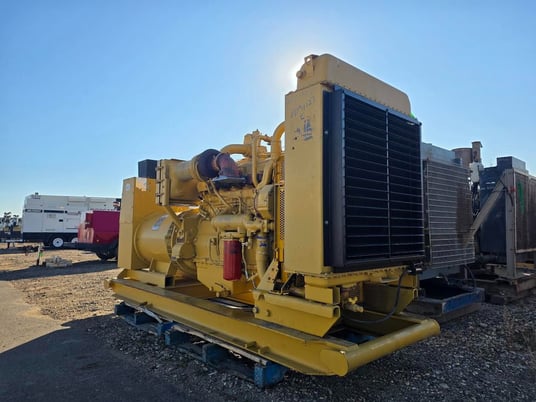 305 KW Caterpillar #3406C, diesel generator set, 240/480 Volts, 3-phase - Image 1
