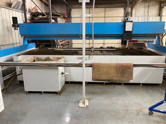 Jet Edge #MR513, CNC waterjet, 5' x 13' table, 50 HP, 55000 psi, Beckoff Control, 55-50C Jet Edge intensifier - Image 2