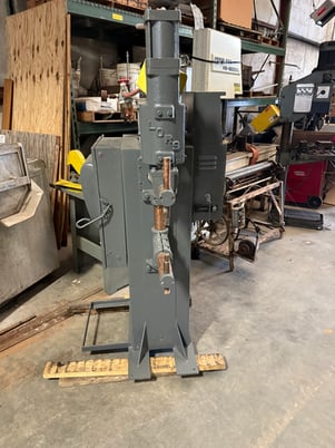40 KVA Lors Machinery #140AP, spot press type welder - Image 3