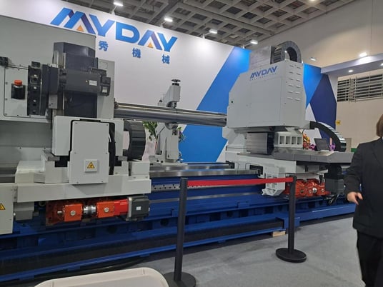 My J.h. Day #SGE1500, CNC Lathe, 59.1" swing, 39.1" swing over cross slide, 236" centers, 5.91" bore, 50 HP - Image 1