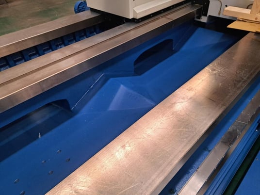 My J.h. Day #SGE1500, CNC Lathe, 59.1" swing, 39.1" swing over cross slide, 236" centers, 5.91" bore, 50 HP - Image 2