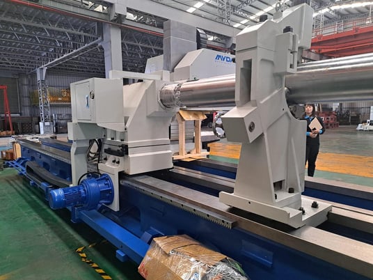 My J.h. Day #SGE1500, CNC Lathe, 59.1" swing, 39.1" swing over cross slide, 236" centers, 5.91" bore, 50 HP - Image 4