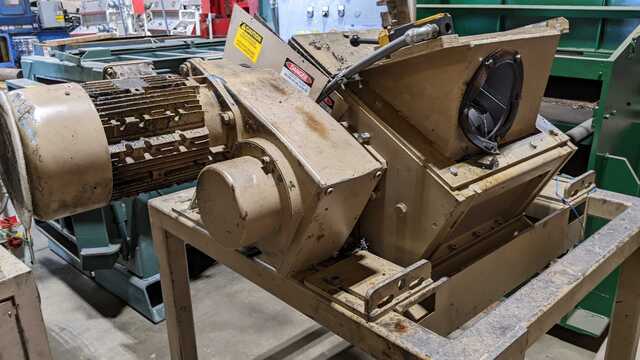 Erdwich #M600/1-400 single shaft shredder - Image 1