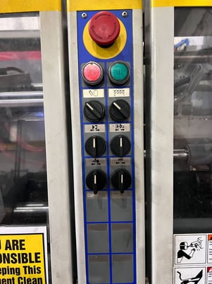 Battenfield #BA-250/50-CDC, horizontal injection molding machine, 11" x10.5" tie bar spacing, 1998 - Image 3