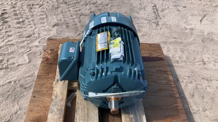 25 HP 3520 RPM Baldor-Reliance, Frame 284TS, TEFC, 460V/60H/28A/3PH, IEEE 45 Marine Duty, NEW - Image 2