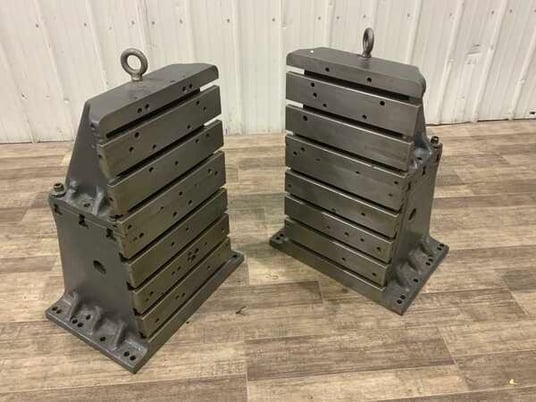 16" x 30" x 16" DeVlieg, T-slotted angle plates, 1 pair - Image 1