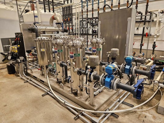 Corix #UV-200-2, Chlorine & UV Disinfection Water Treatment System, (2) 100 GPM Trains, 150 psig, 2011 - Image 1