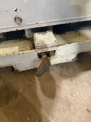 20000 lb. Gifford Hill, rotating coil upender, 60" v-deck, 72" OD, 42" passline, horizontal rotating base - Image 6