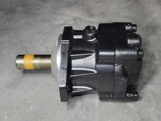 hitachi oil fan drive motor ya00005 - Image 1