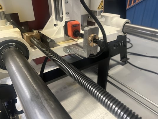 Friulmac #Dualfeed-2.5, Automatic Double Crosscut saw & Moulder Feeder, 5.36 HP, 3750 RPM, 1000 CFM, spindle - Image 8