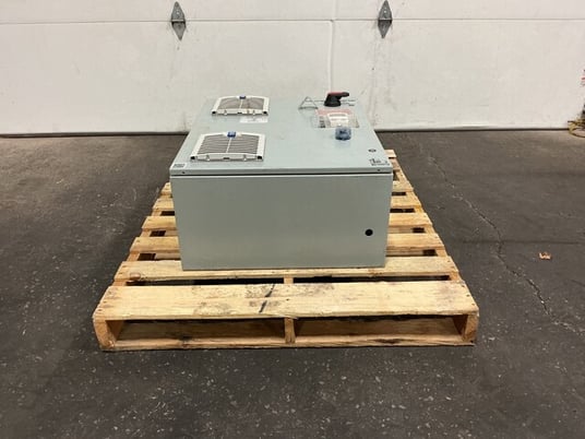 15 HP ABB, ACH550-UH-023A-4, VFD drive cabinet, 23 amp, 480 Volts - Image 2