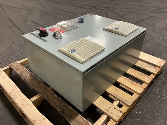 15 HP ABB, ACH550-UH-023A-4, VFD drive cabinet, 23 amp, 480 Volts - Image 8