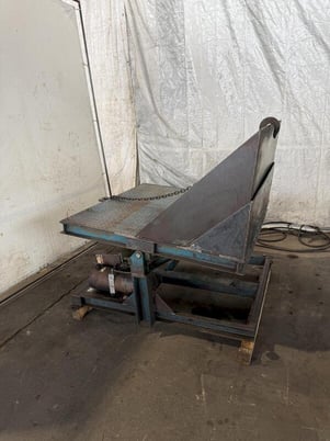 4000 lb. Hydraulic Tilt Table - Image 2