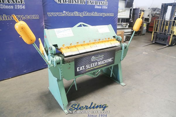 12 gauge x 4' Chicago #BPO-412-6, heavy duty finger brake, 2 counter weights - Image 9