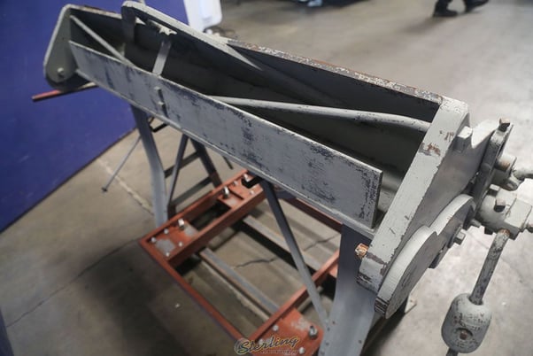 16 gauge x 4' Chicago #W31, hand box & pan brake - Image 7