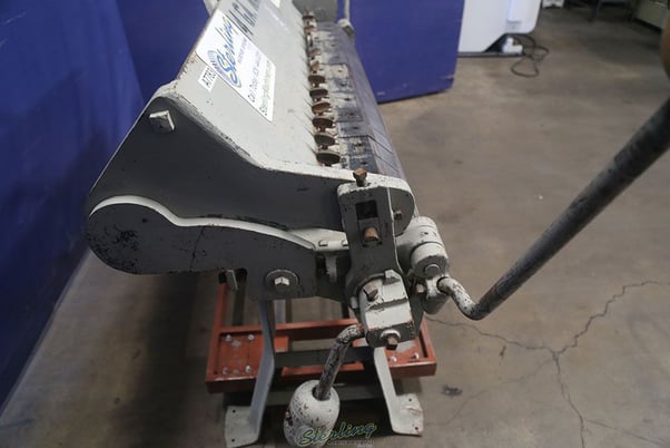 16 gauge x 4' Chicago #W31, hand box & pan brake - Image 8