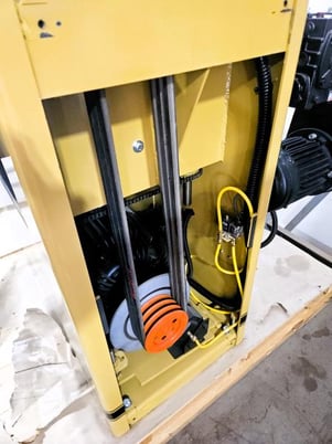 37" x 60" Powermatic #PM-37, Single head Wide Belt Sander, 4" diameter rubberized contact roll, 20 HP - Image 4