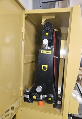 37" x 60" Powermatic #PM-37, Single head Wide Belt Sander, 4" diameter rubberized contact roll, 20 HP - Image 6