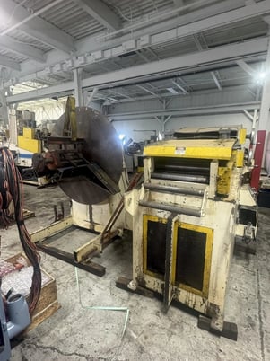 8000 lb. Perfecto, reel & powered straightener, 18" x .125" stock - Image 1