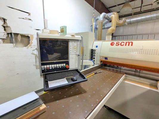 SCM #Sigma-Impact-105-PLM, front load panel saw, 19' x23' table, 2800 cfm dust collector, 7 clamps, 2005 - Image 4