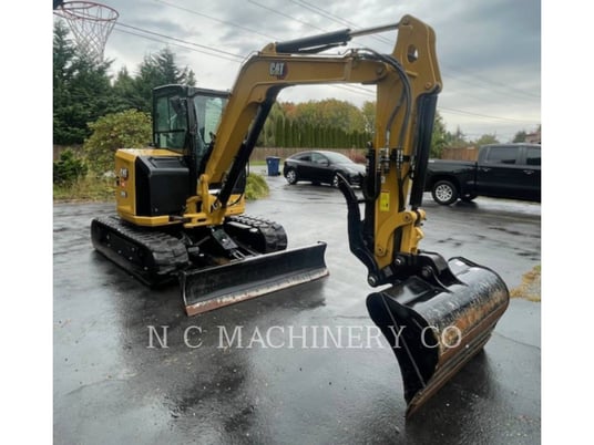 Caterpillar 305, Crawler Excavator, 33 hours, S/N: 5G504330, 2023 - Image 2