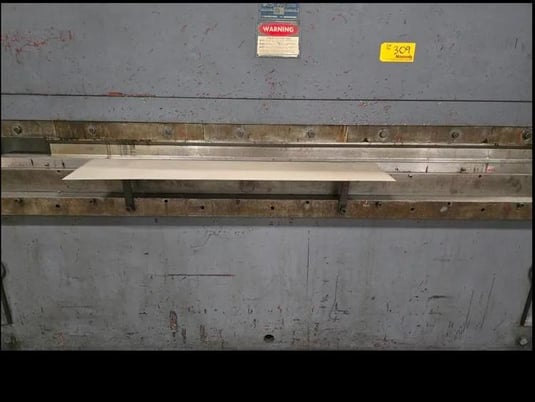110 Ton, Pacific #J110-10, hydraulic press brake, 10' overall, 102" between housing, 13" open, 28" Back Gauge - Image 4