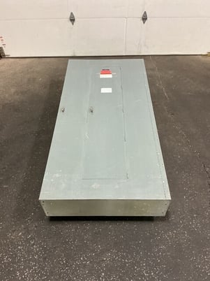 310 Amp. General Electric, CCB, panelboard, 4 wire, 277/480 Volts, 3 phase - Image 2