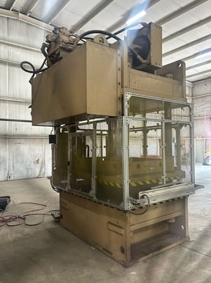 200 Ton, Standard #AP200, 4-post hydraulic straight side press, 12" stroke, 60" x 60" bed, 1999 - Image 3