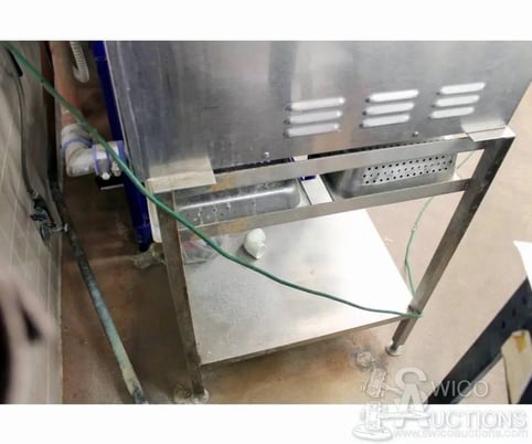 Groen #HY-3E, Hypersteam Atmospheric Convection Steamer, 3 pans all 12" x 20" x 2-1/2", 8000 watts, 208 V. - Image 5