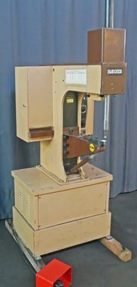 6 Ton, Haeger #HP6-B, Hydraulic Insertion Press, 8-1/2" stroke, 18" throat, 1.5 HP, 230 V. - Image 3