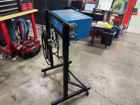 DME, 8 zone hot runner controller on stand with cables - Image 2