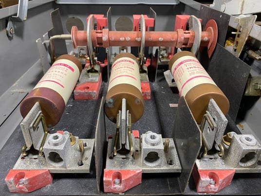 600 Amp. Square D, H366R, Fusible Safety Disconnect Switch, 600VAC, 3PH, NEMA 3R, Type 1 - Image 5