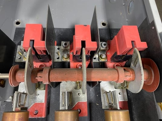 600 Amp. Square D, H366R, Fusible Safety Disconnect Switch, 600VAC, 3PH, NEMA 3R, Type 1 - Image 6