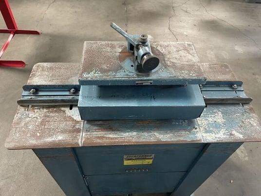 5 stand, 20 gauge Lockformer #PITTSBURGH-20GA, Rollformer, 0.3 HP, 25 FPM, 110 V., 5/16" pocket - Image 2