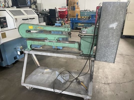 Pexto #299C, Motorized Ring & Circle Shear, 3-1/4"-42-1/2" circle, 20 gauge, 1/3 HP - Image 1