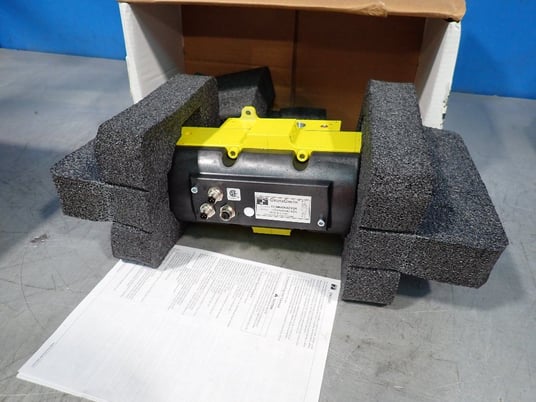 Ross #CC4M45NAEXSA, CrossCheck Valve, 0-8 bar, New - Image 1