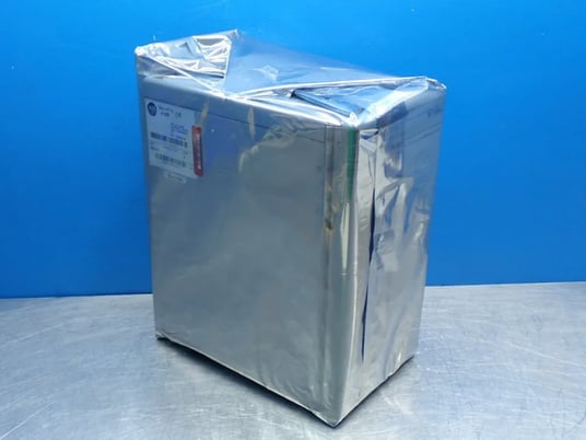 Allen-Bradley #4100-234, Compact Motion Controller, 90-130/175-260 VAC Input - Image 2