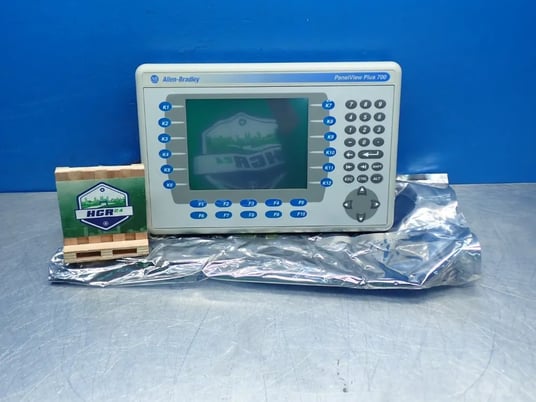 Allen-Bradley, 2711P-RDB7CB, PanelView Plus 700 Operator Interface, 6.5" Display, New - Image 1